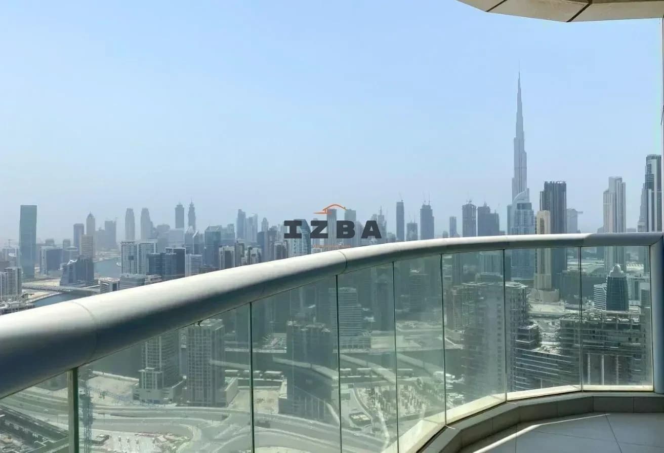 Elegant 3BR Apartment | Burj Khalifa View