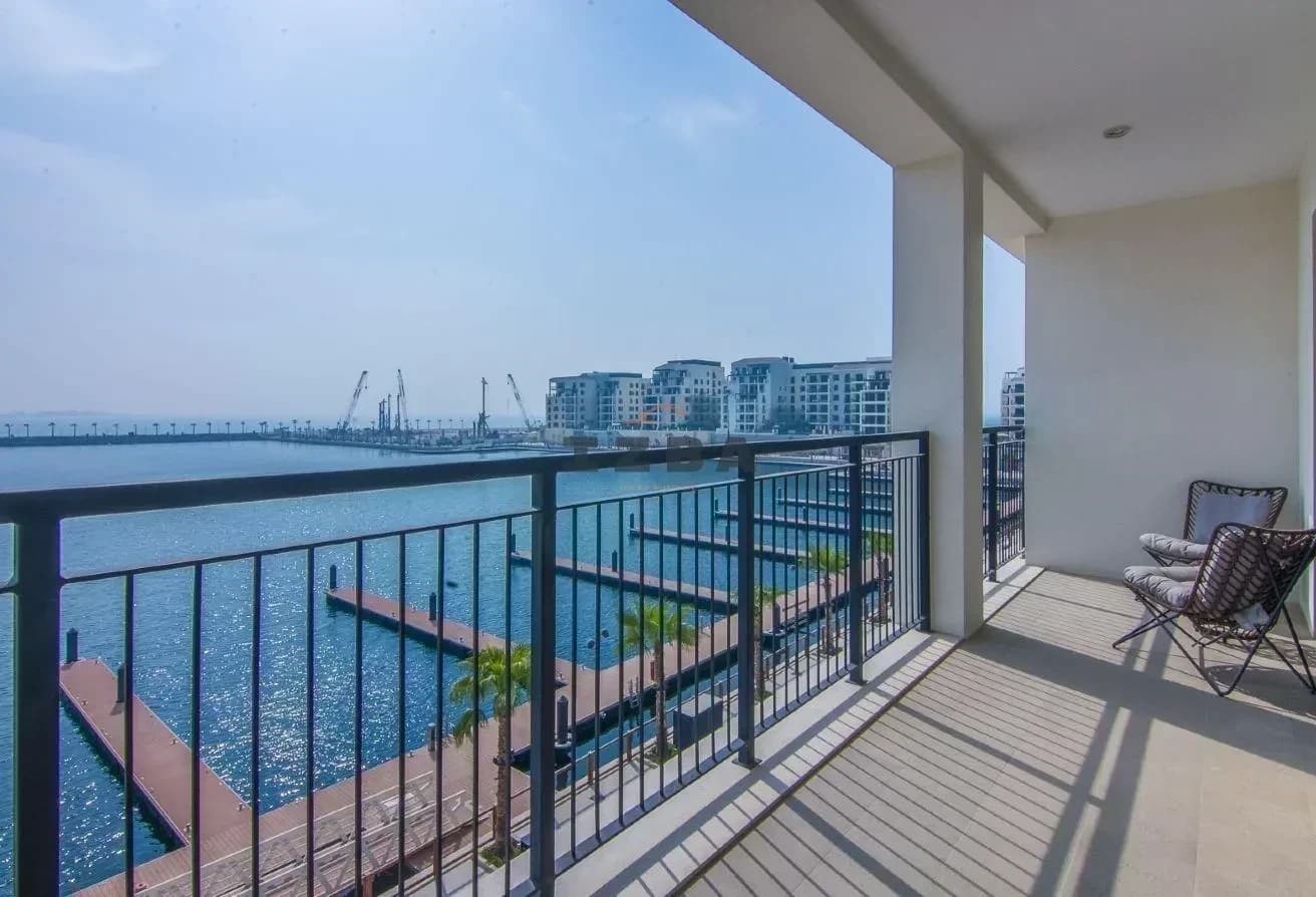 TAKE PRICE I LUXURY 3BR I LA RIVE BUILDING 1