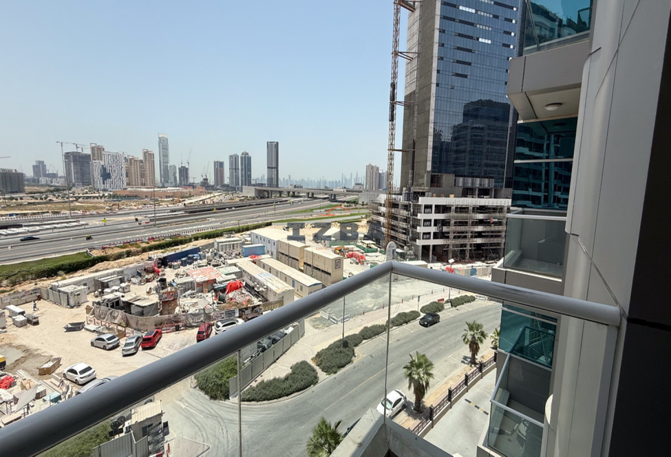 Bright Spacious Studio | Unfurnished | Prime Location